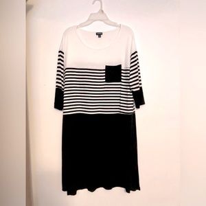 TORRID Dress black & white. Super soft size Large